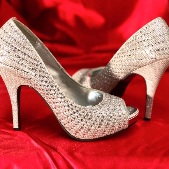 DEB Sparkly Silver Rhinestoned Peep Toe Stiletto High Heel Pumps~Wedding Prom~7 - Picture 3 of 12